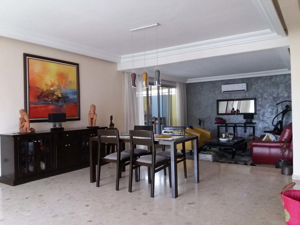 Maison Katia อาบีจาน ภายนอก รูปภาพ